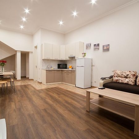 Wonderful Flat On City Center Uschhorod Exterior foto