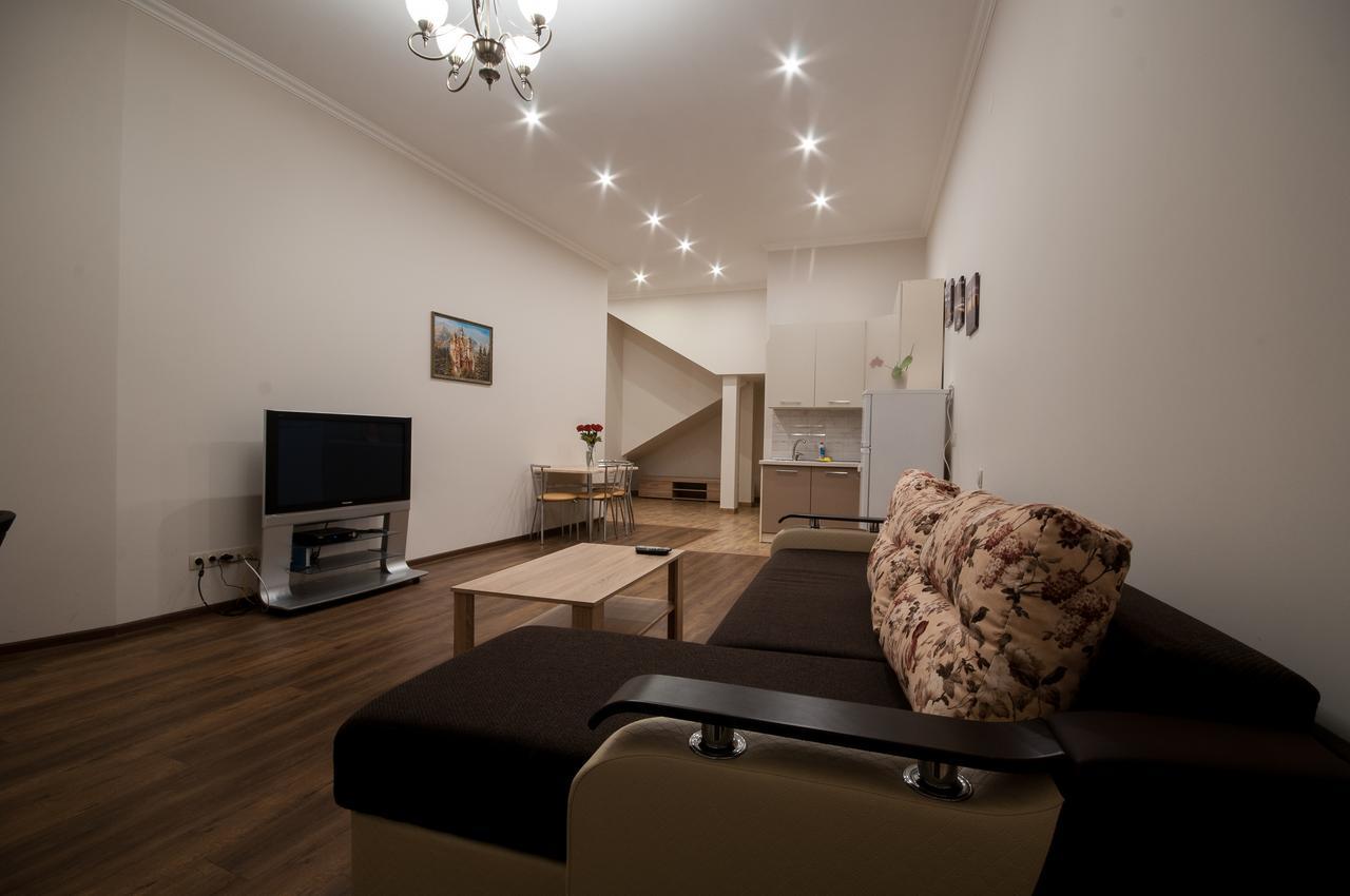 Wonderful Flat On City Center Uschhorod Exterior foto